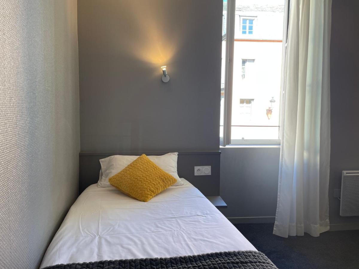 Logis Castel De Mirambel Hotel Lourdes