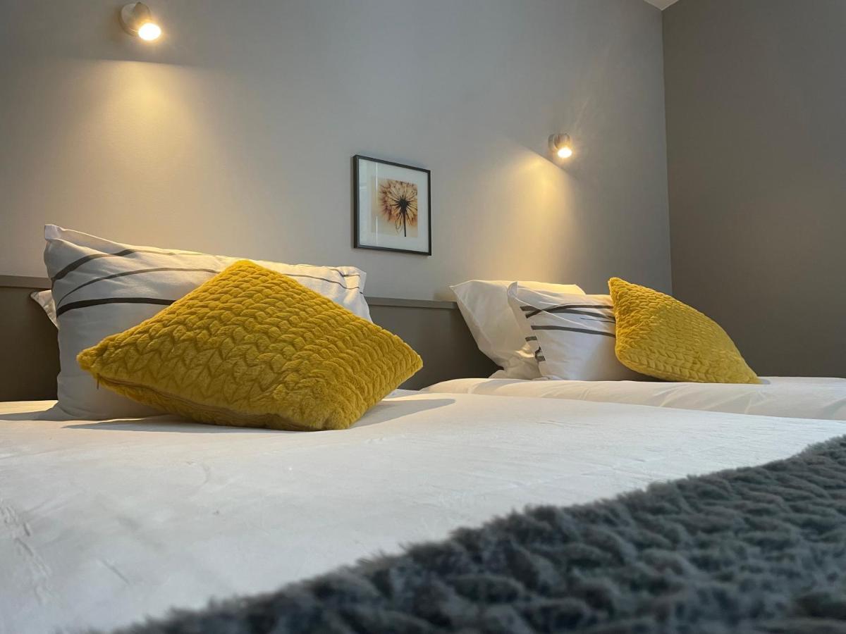 Logis Castel De Mirambel Hotel Lourdes