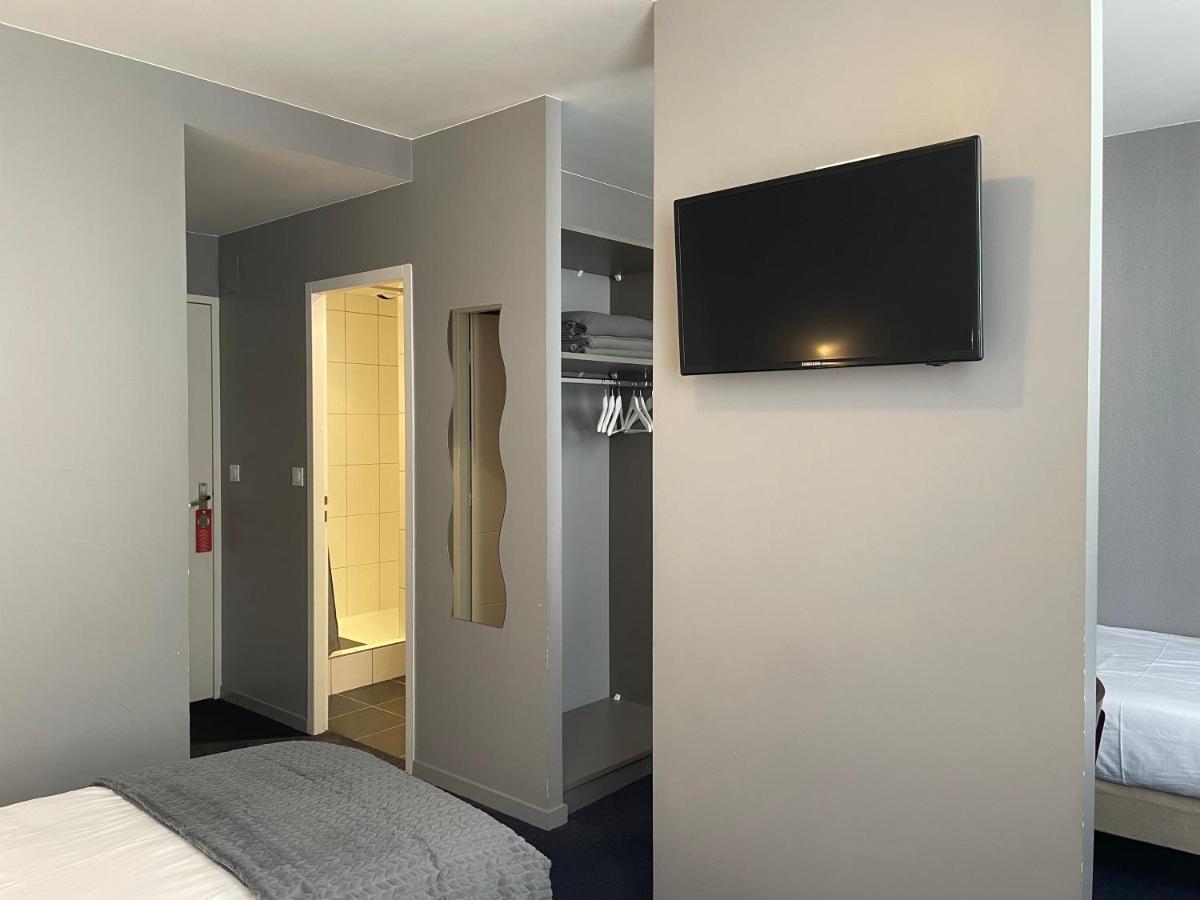 Logis Castel De Mirambel Hotel 3*